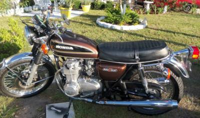 Honda on 1976 Honda Cb550 Four  Example Of A Similar Motorcycle As The In This