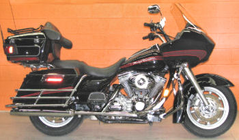 2007 Harley Davidson Road Glide w Vivid Black Paint Color