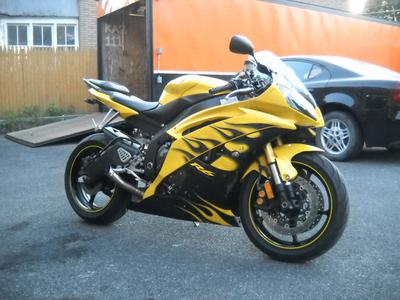 2008 Yamaha YZF-R6  For Sale in Houston TX Texas Bright Yellow Paint with flames graphics