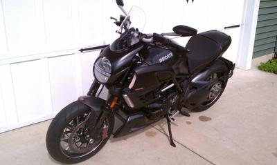 2011 Ducati Diavel Carbon (this photo is for example only; please contact seller for pics of the actual motorcycle for sale in this classified)
