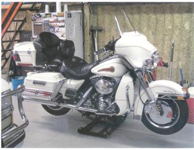 Pearl White 2000 Harley Davidson Ultra classic Shriner Edition for Sale