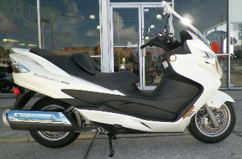 2011 Suzuki Burgman 400 ABS w white paint color option