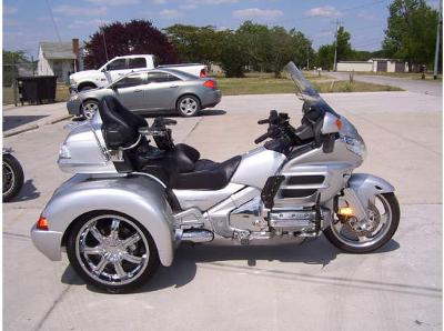 2007 Honda GL1800 Goldwing Trike (this photo is for example only; please contact seller for pics of the actual Goldwing trike motorcycle for sale in this classified)
