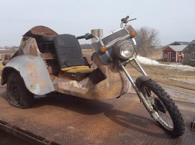This 1970s VW Trike is cool!