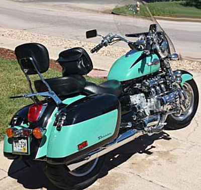 1998 Honda Valkyrie Touring Motorcycle w two tone teal and black paint 
