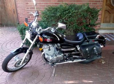 BLACK 2000 HONDA REBEL (this photo is for example only; please contact seller for pics of the actual motorcycle for sale in this classified)