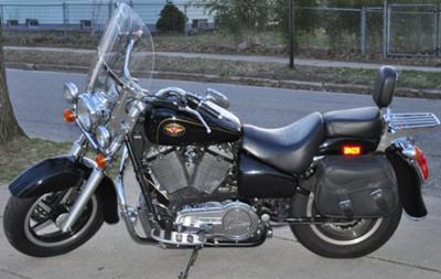 2000 Victory V92c (this photo is for example only; please contact seller for pics of the actual motorcycle for sale in this classified)