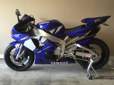 Blue 2001 Yamaha YZF-R for sale by owner