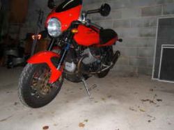 Red 2003 Moto Guzzi V11