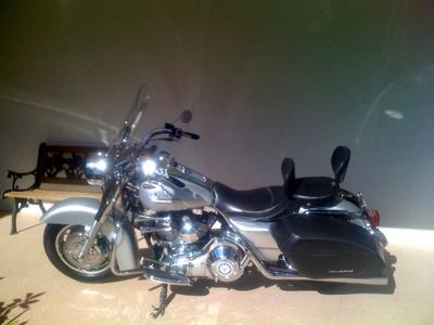 2004 Harley Davidson Road King Custom (this photo is for example only; please contact seller for pics of the actual motorcycle for sale in this classified)