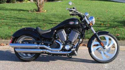 Black 2005 Victory Vegas 8 Ball with D&D Exhaust with Thunder Monster Inserts