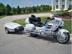 2008 honda goldwing GL1800 pearl white motorcycle trailer