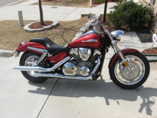 2009 HONDA VTX 1300C (this photo is for example only; please contact seller for pics of the actual motorcycle for sale in this classified)
