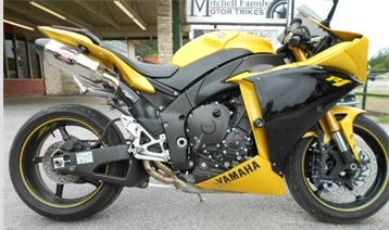 2009 Yamaha YZF R1 Sport Bike with Bright Yellow Paint Color Option