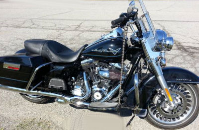 2012 Harley Davidson Road King (this photo is for example only; please contact seller for pics of the actual motorcycle for sale in this classified)