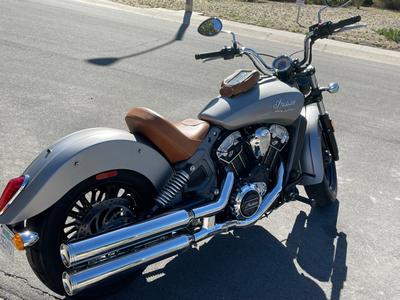 2015 Indian Scout, Silver Smoke motorcycle for sale by Owner