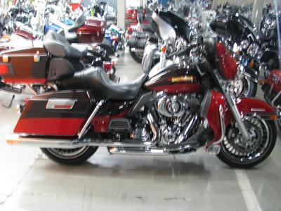 2010 Harley Davidson FLHTK  Electra Glide Ultra Limited with Deep Red Cherry Merlot Paint Color Option