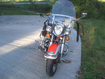 Front Fender and Windshield View 1973 Harley Shovelhead FLH Classic