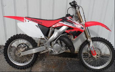 2004 Honda CR 125R Dirt Bike 125cc (not the one in the ad)