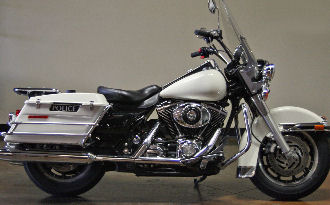 2006 Harley Davidson Road King Police Edition FLHPI w white paint color