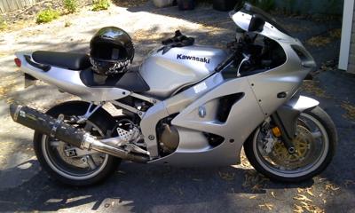 Silver Metallic 2006 Kawasaki ZZR600 - two brothers exhaust black zero gravity tinted windshield, LEDs turn signals (this motorcycle is for example only; please contact seller for pics of the actual bike for sale)