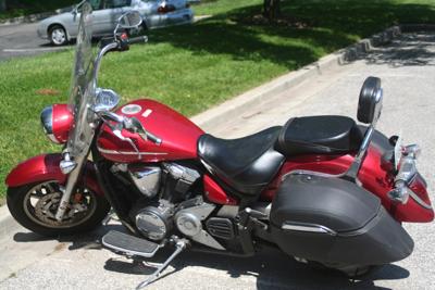 Red with Black Leather 2007 Yamaha VStar 1300 w/ Touring Package